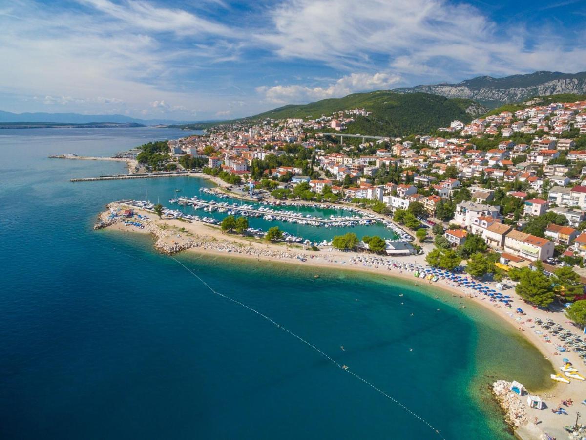 Apartment Vedry Crikvenica Eksteriør billede
